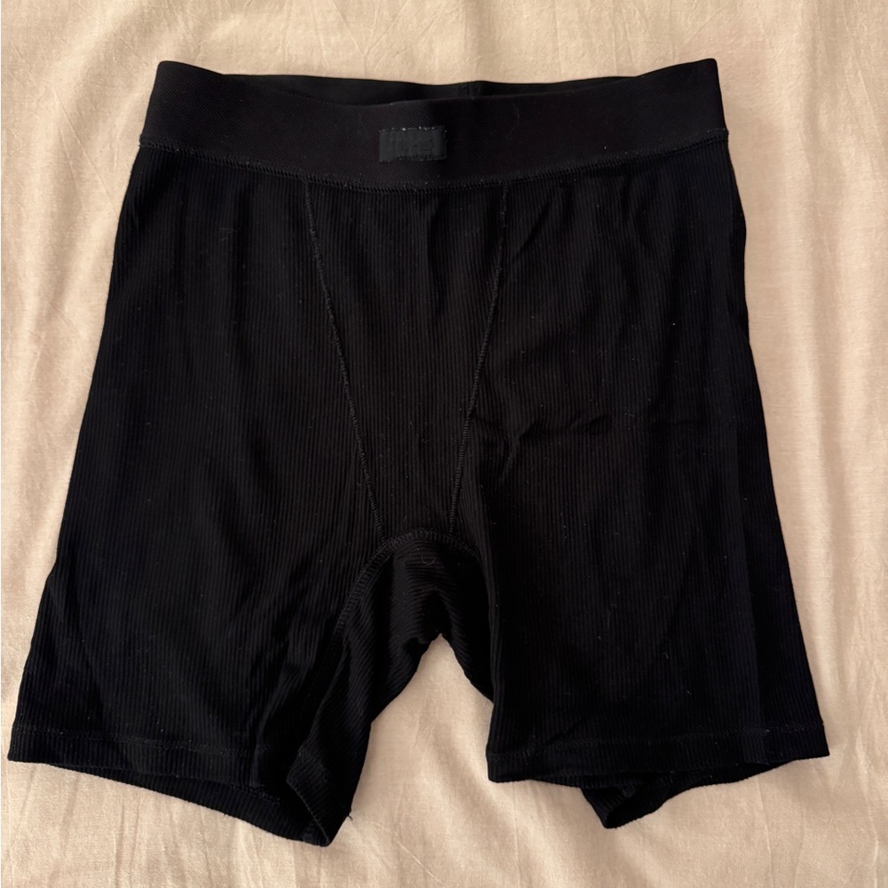 SKIMS Black Women's Boyfriend Boxer Briefs